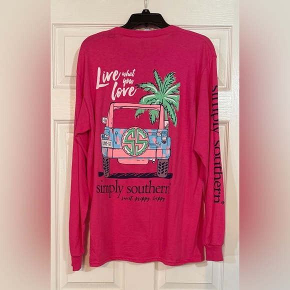 Womens Simply Southern “LIVE WHAT YOU LOVE ” Pink T Shirt sz Medium EUC - Picture 1 of 12
